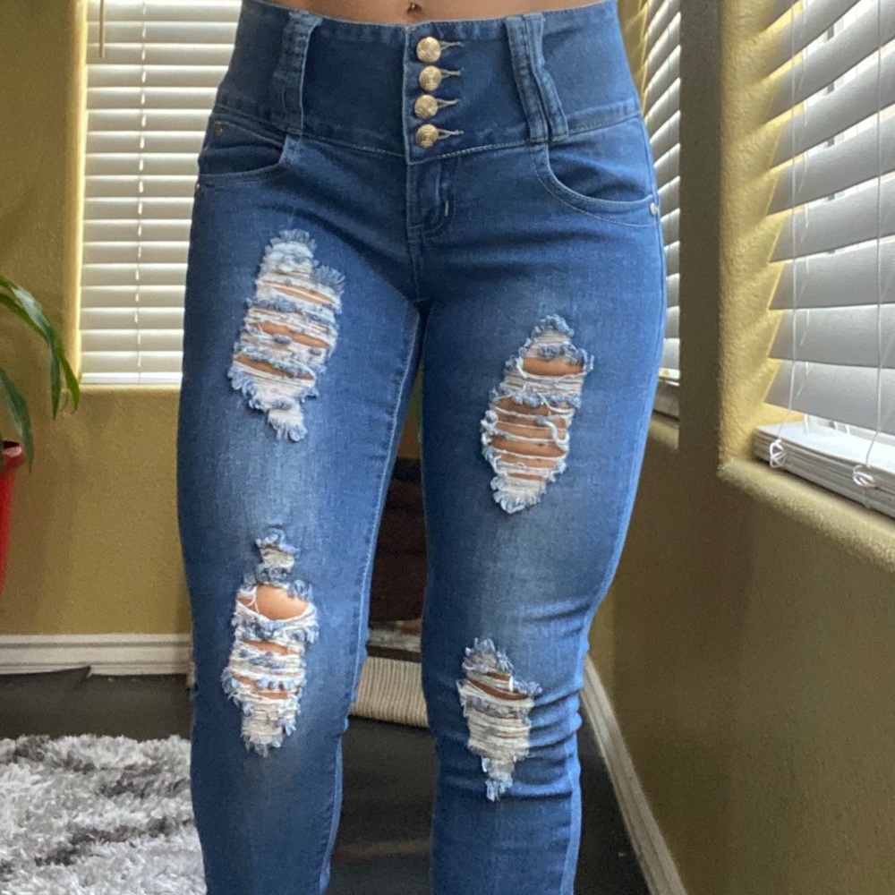 Jeans - Picture 2 of 7